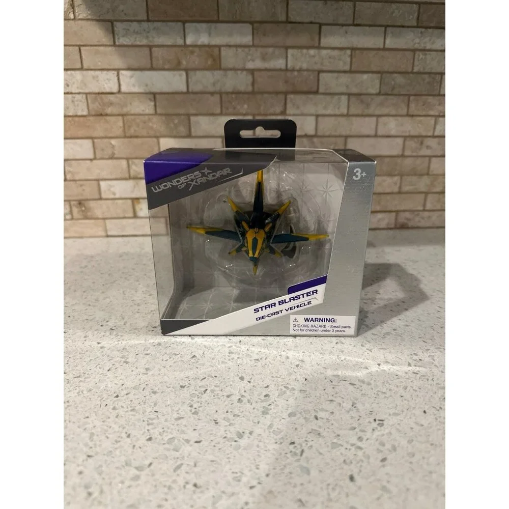 Disney Guardians Of‎ The Galaxy Wanders Of Zander Star Blaster Die Cast Vehicle